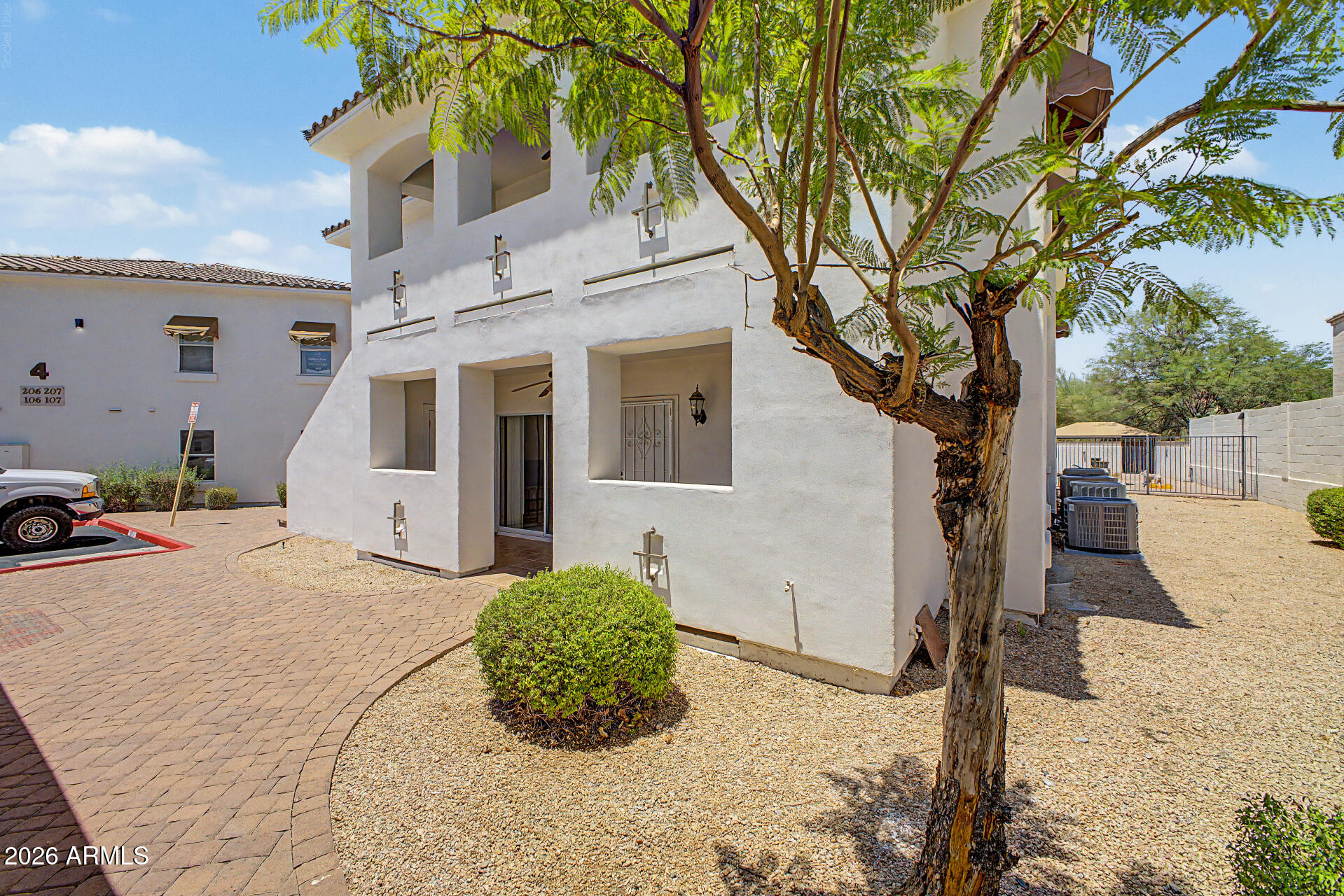 2950 W LOUISE Drive 108