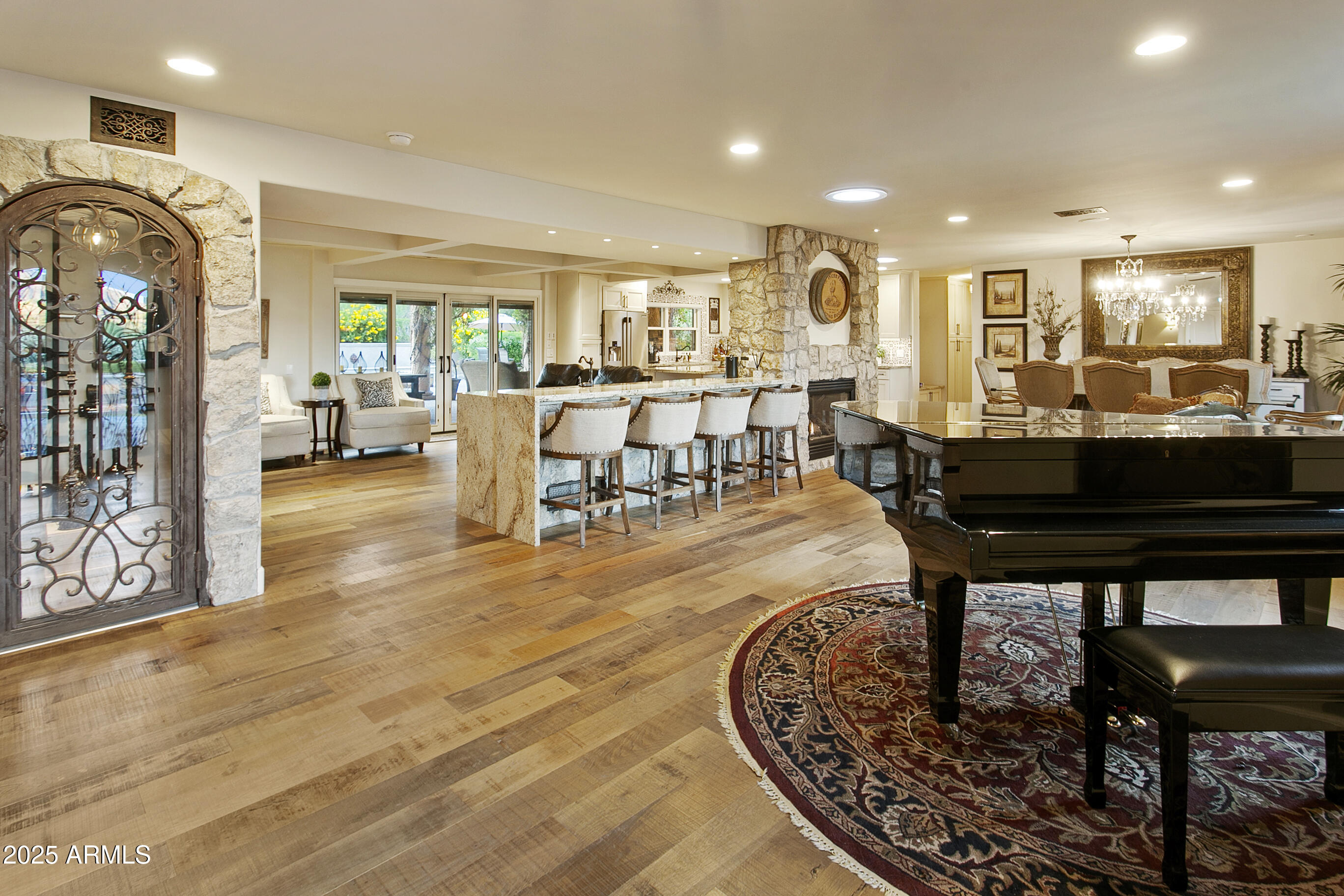 4836 E MOONLIGHT Way