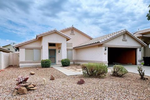 1704 E REDFIELD Road Gilbert AZ 85234