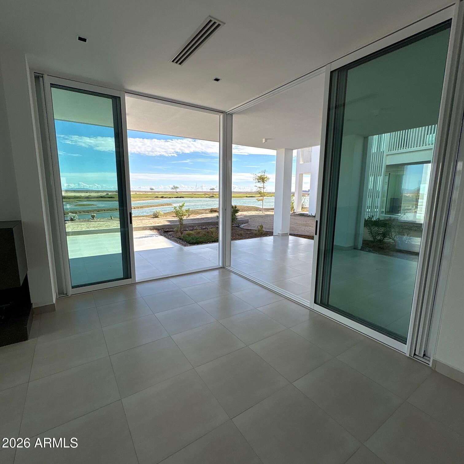 5-2 Costa Divina -- 5-2