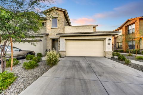 A home in Cave Creek