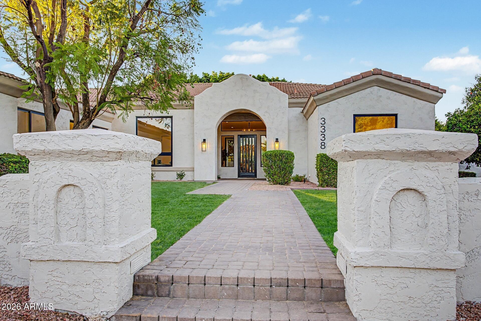 3338 E JAEGER Circle