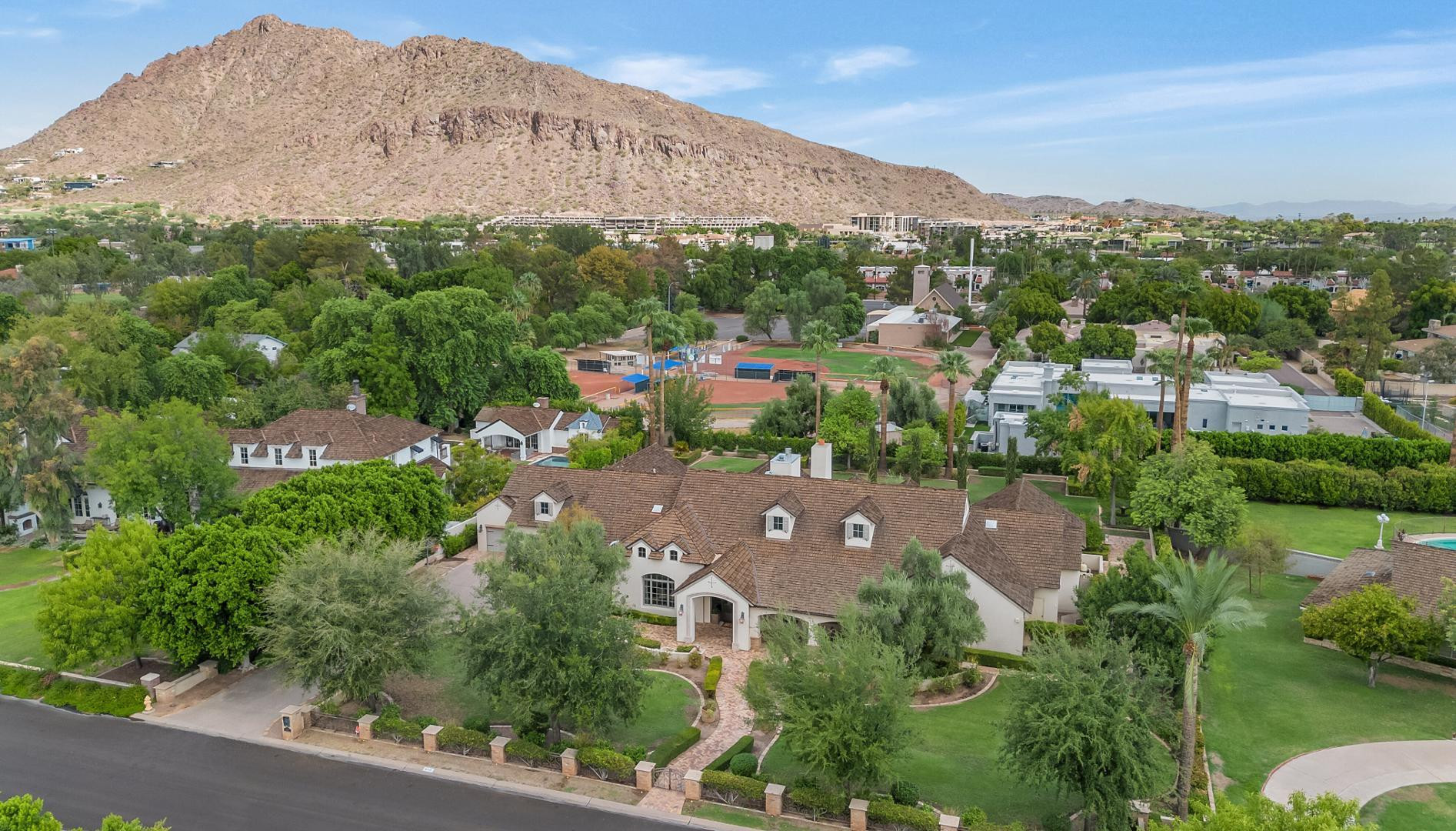 6248 E Montecito Avenue