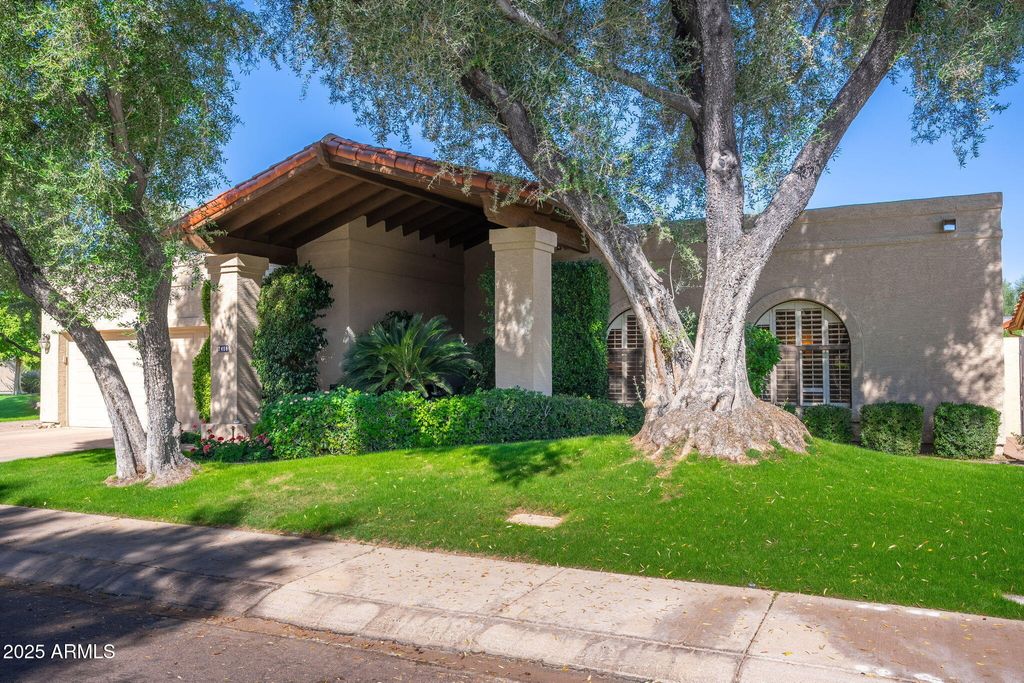 Photo of 7486 E Mercer Lane, Scottsdale, AZ 85260 (MLS # 6945982)