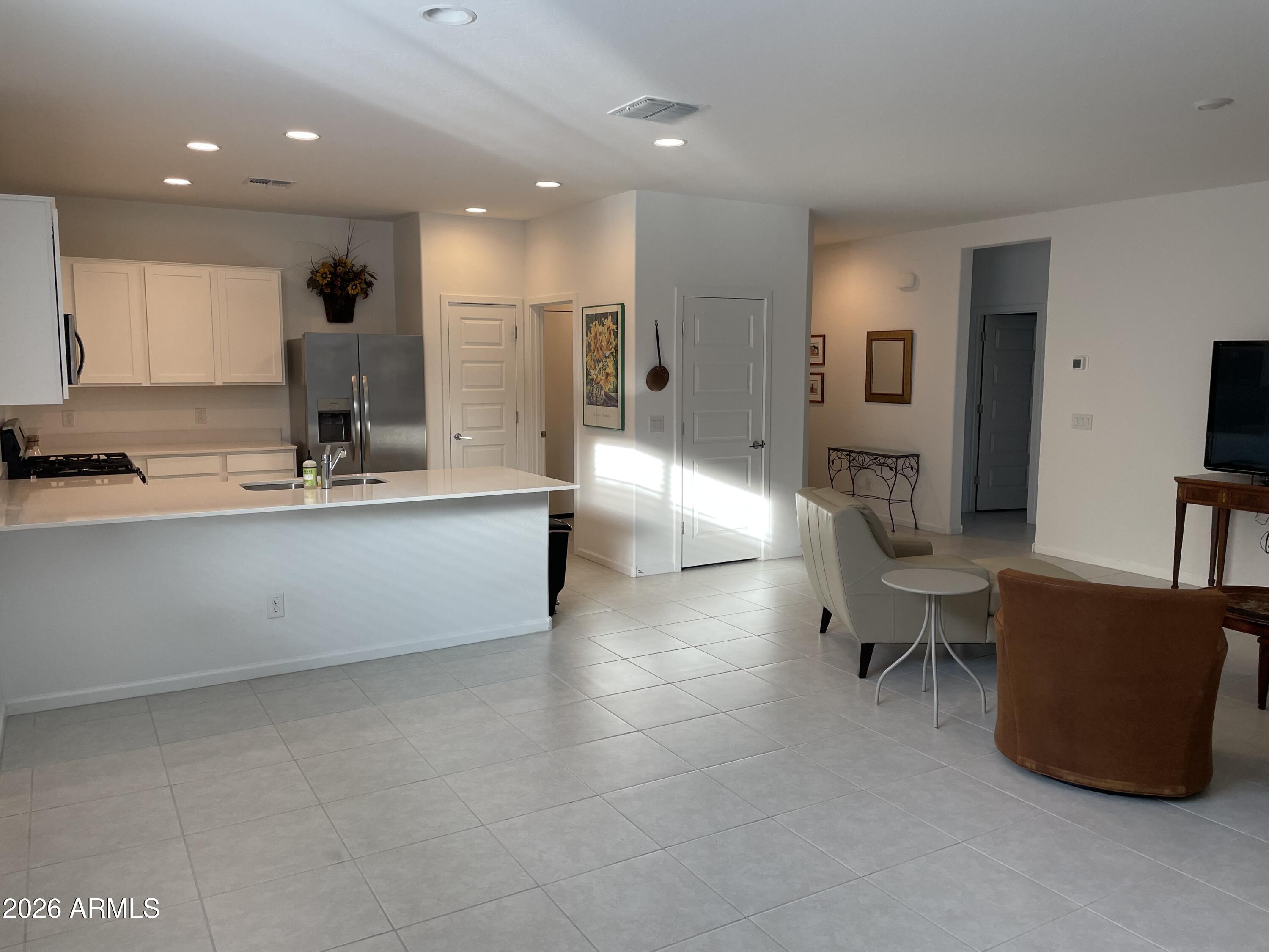 3009 E RIDING BOOT Way