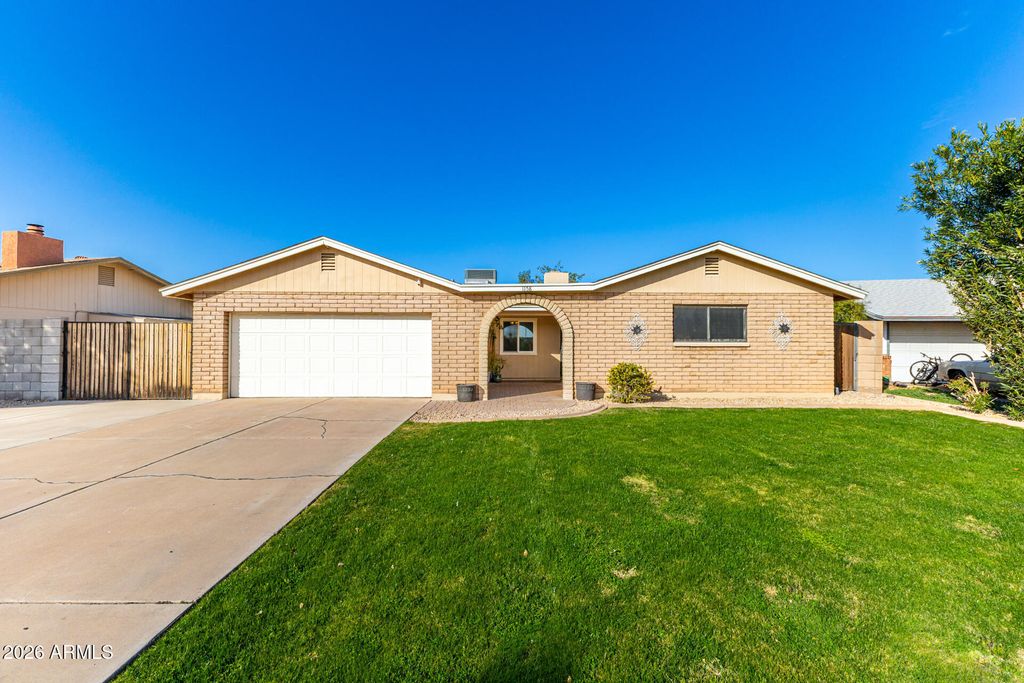 Photo of 1158 W Nopal Place, Chandler, AZ 85224 (MLS # 6975112)