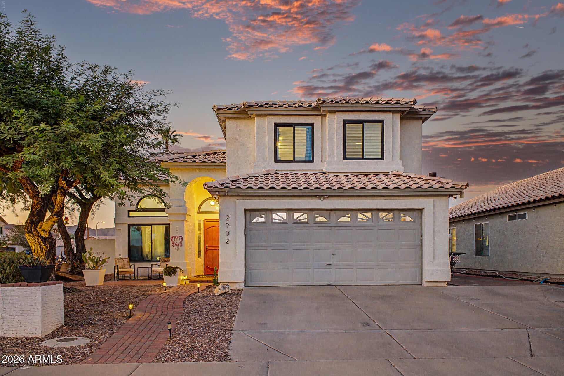 2902 E SALTSAGE Drive