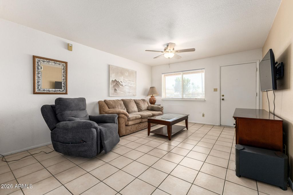 Photo of 2040 E Monte Cristo Avenue, Phoenix, AZ 85022 (MLS # 7000759)