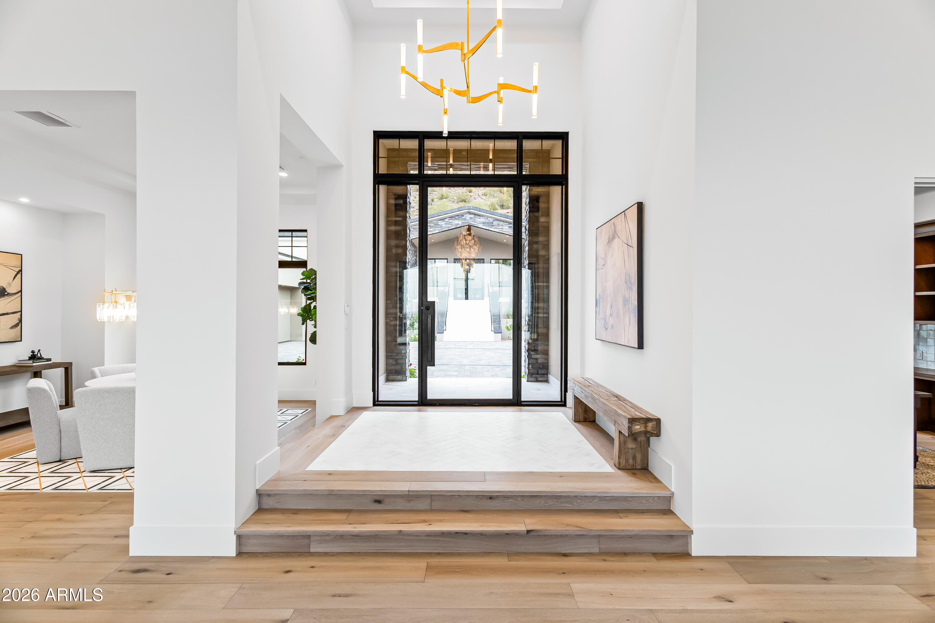 11520 E DREYFUS Avenue