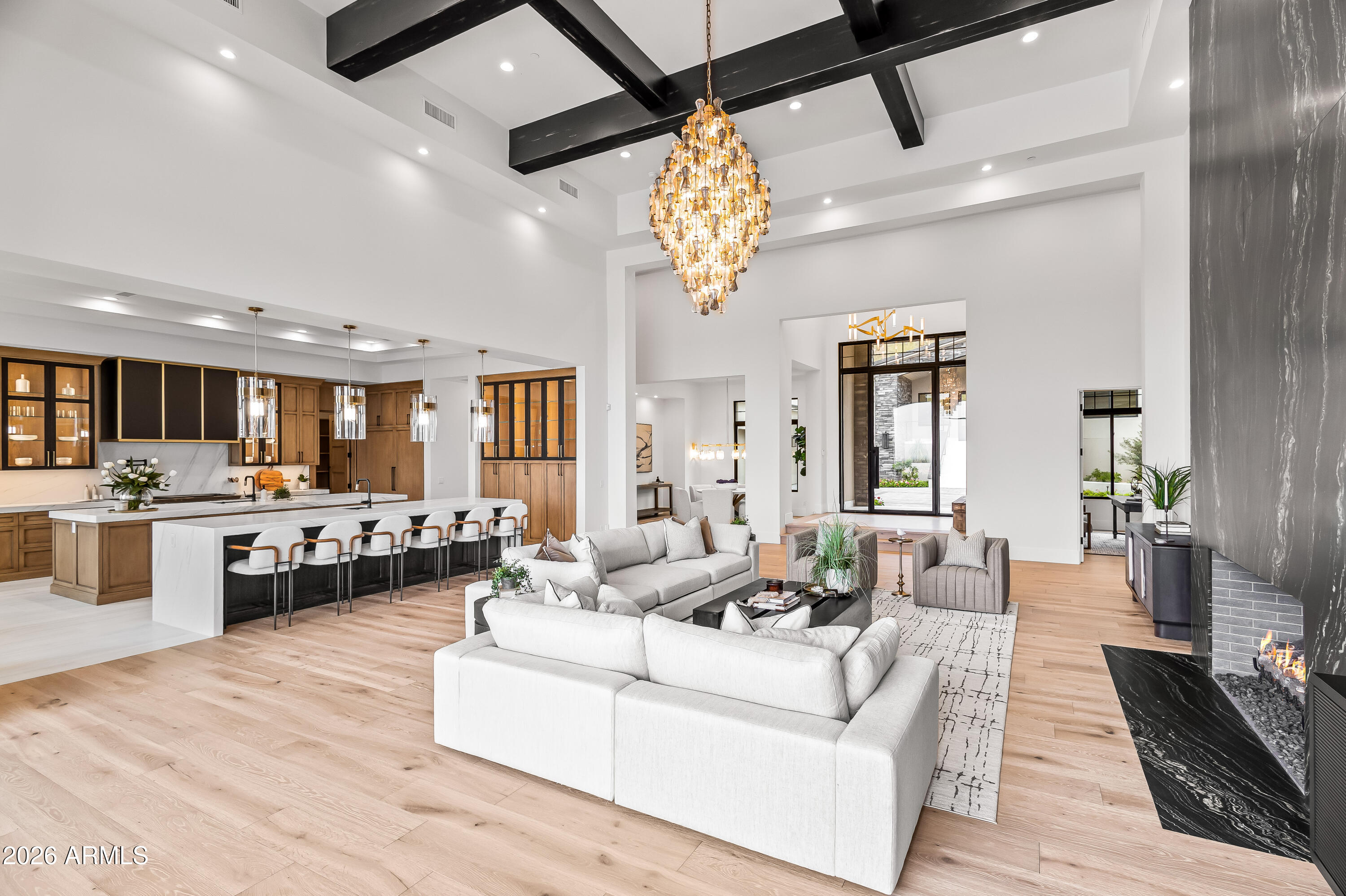 11520 E DREYFUS Avenue