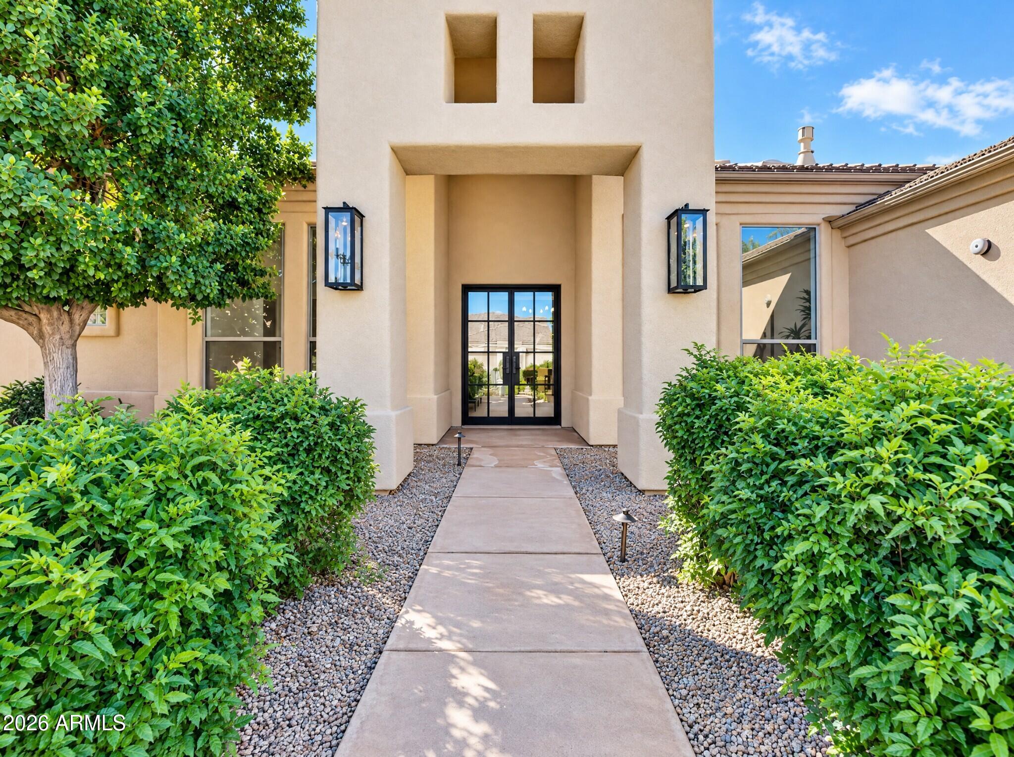 9135 E TARANTINI Lane