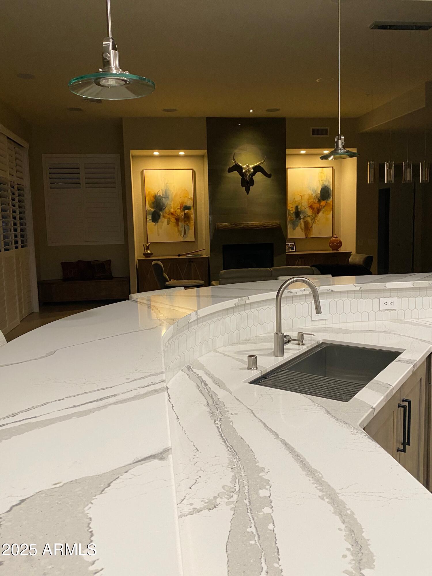 9831 E GRANITE PEAK Trail