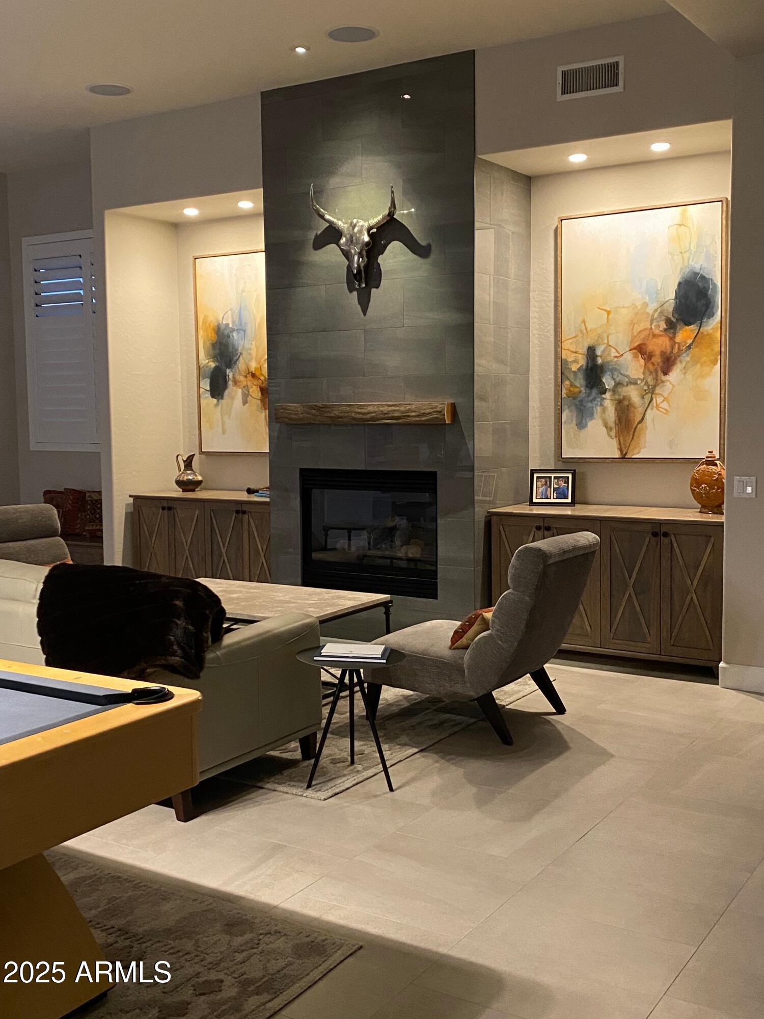 9831 E GRANITE PEAK Trail