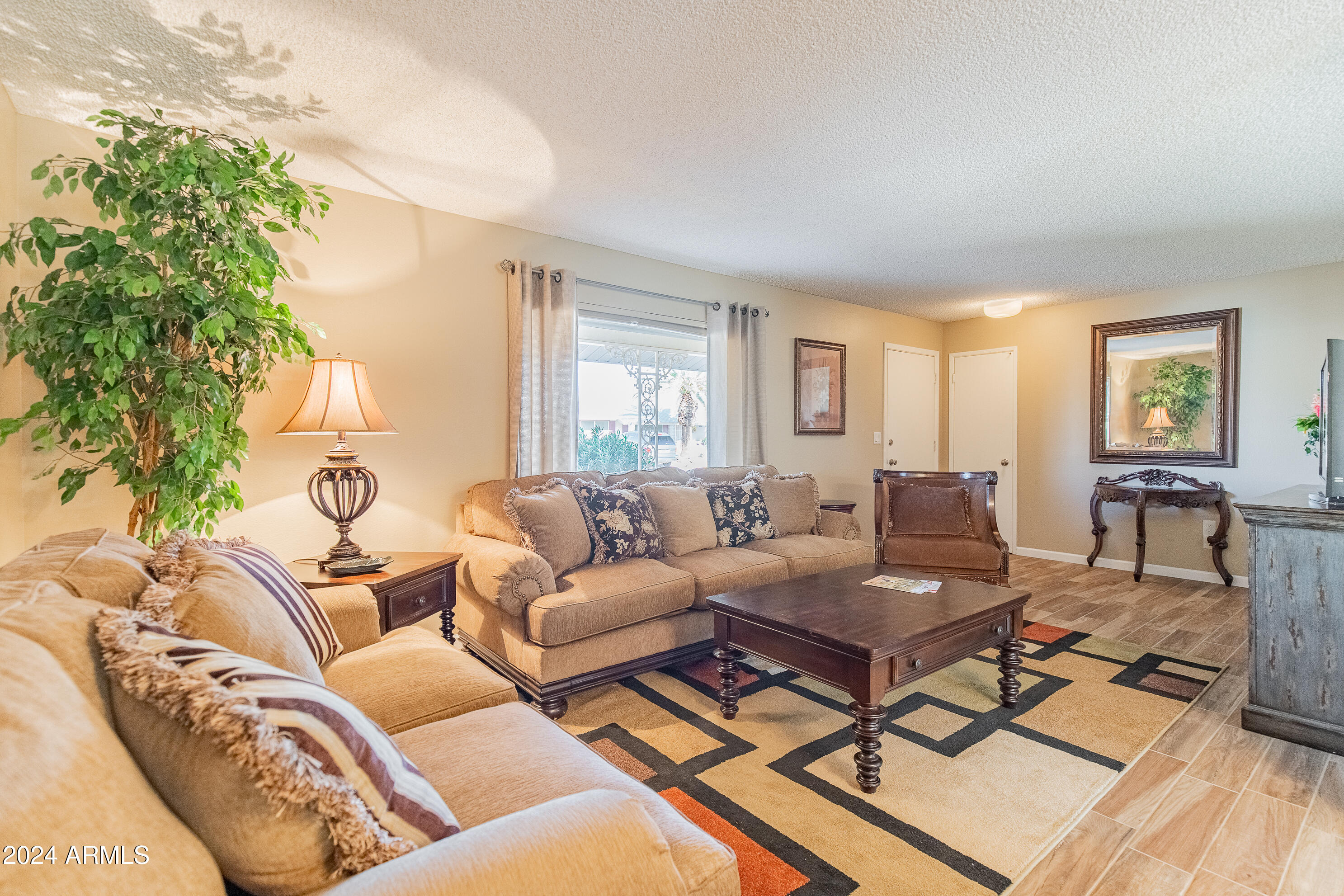 10719 W CAMELOT Circle