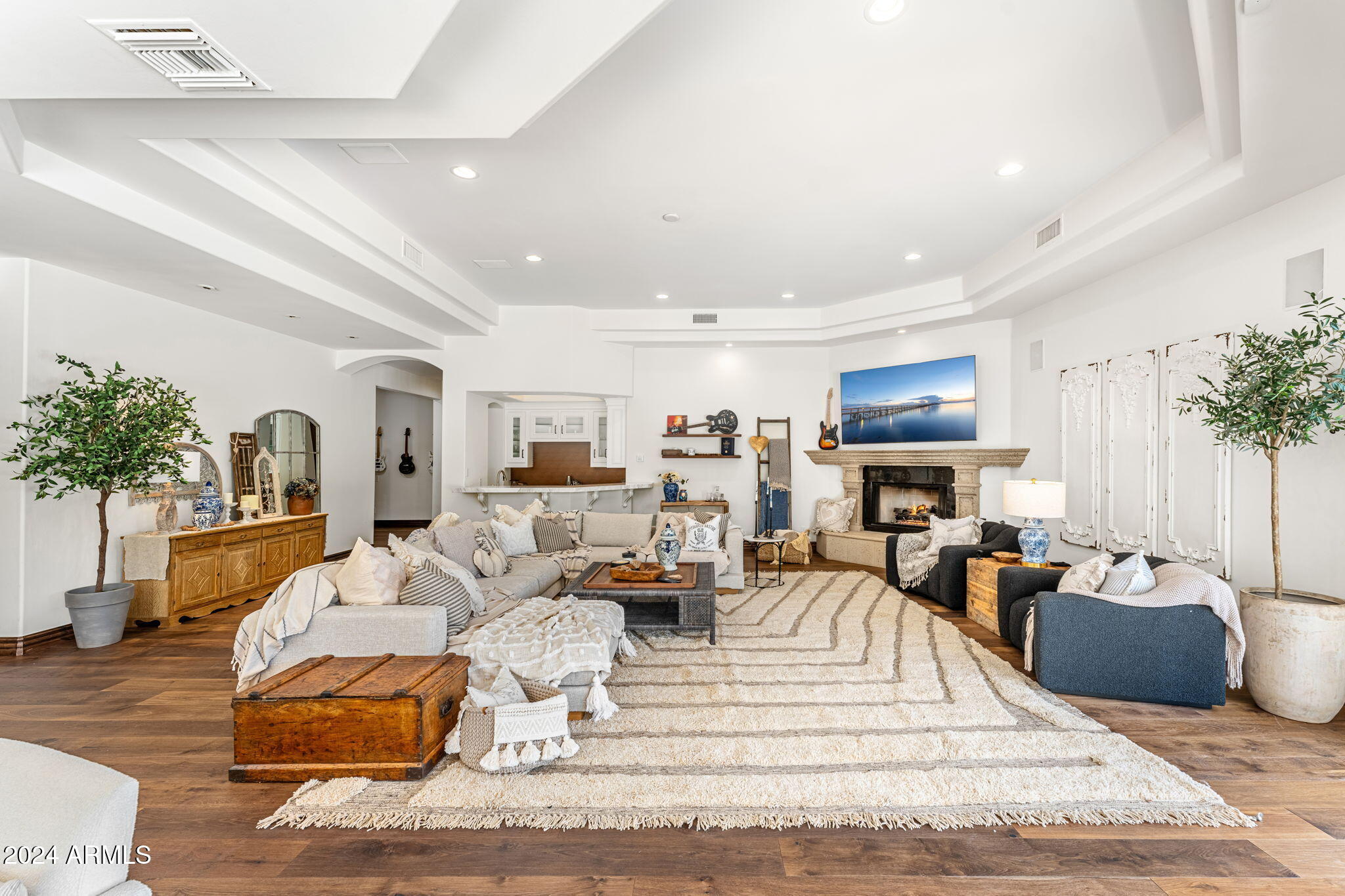 Paradise Valley, Arizona 85253, United States, 5 Bedrooms Bedrooms, ,6 BathroomsBathrooms,Residential,Active,112972