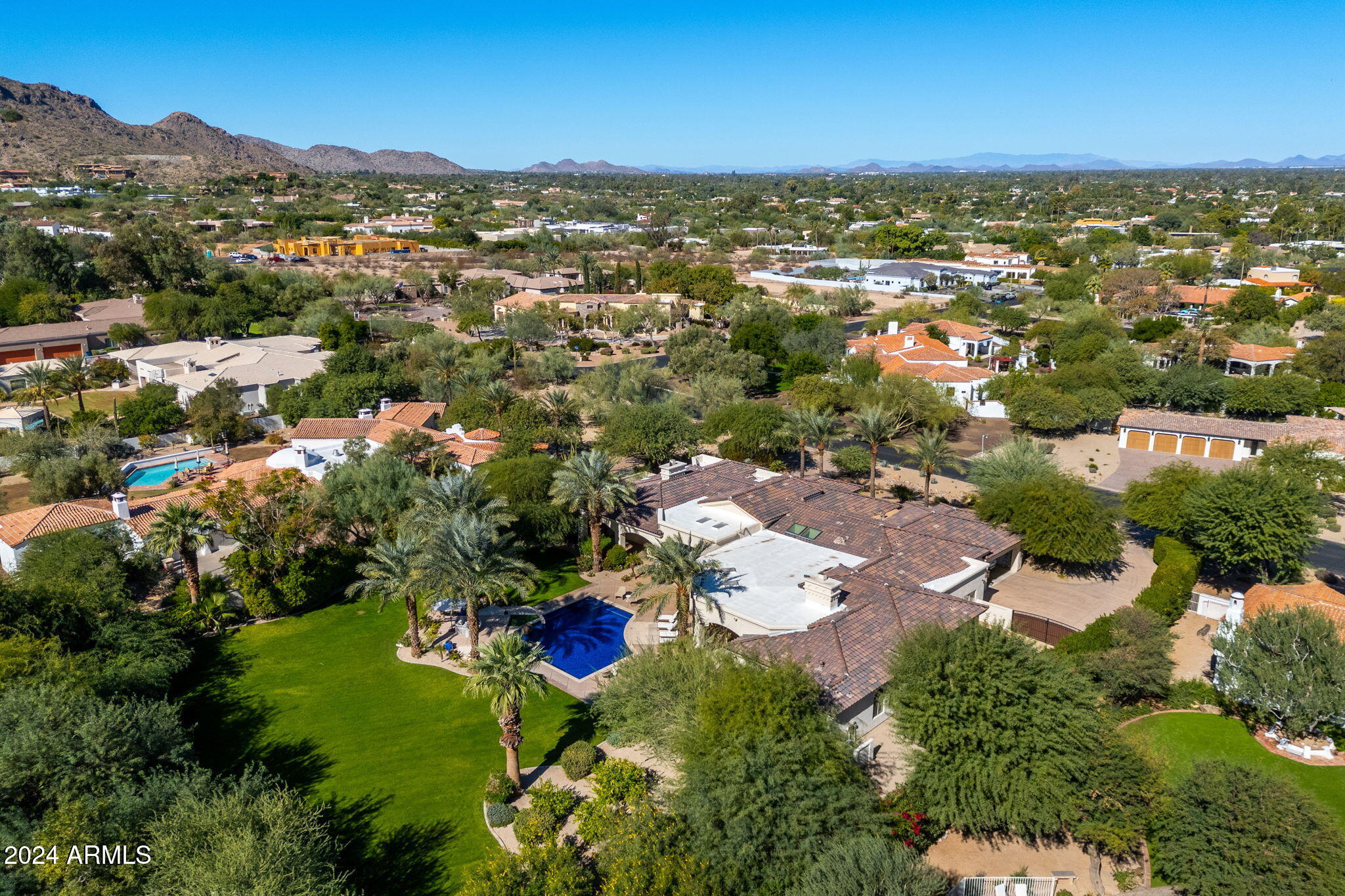 Paradise Valley, Arizona 85253, United States, 5 Bedrooms Bedrooms, ,6 BathroomsBathrooms,Residential,Active,112972