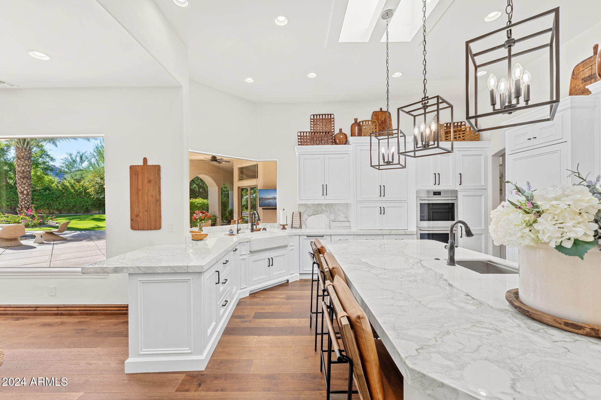 Paradise Valley, Arizona 85253, United States, 5 Bedrooms Bedrooms, ,6 BathroomsBathrooms,Residential,Active,112972