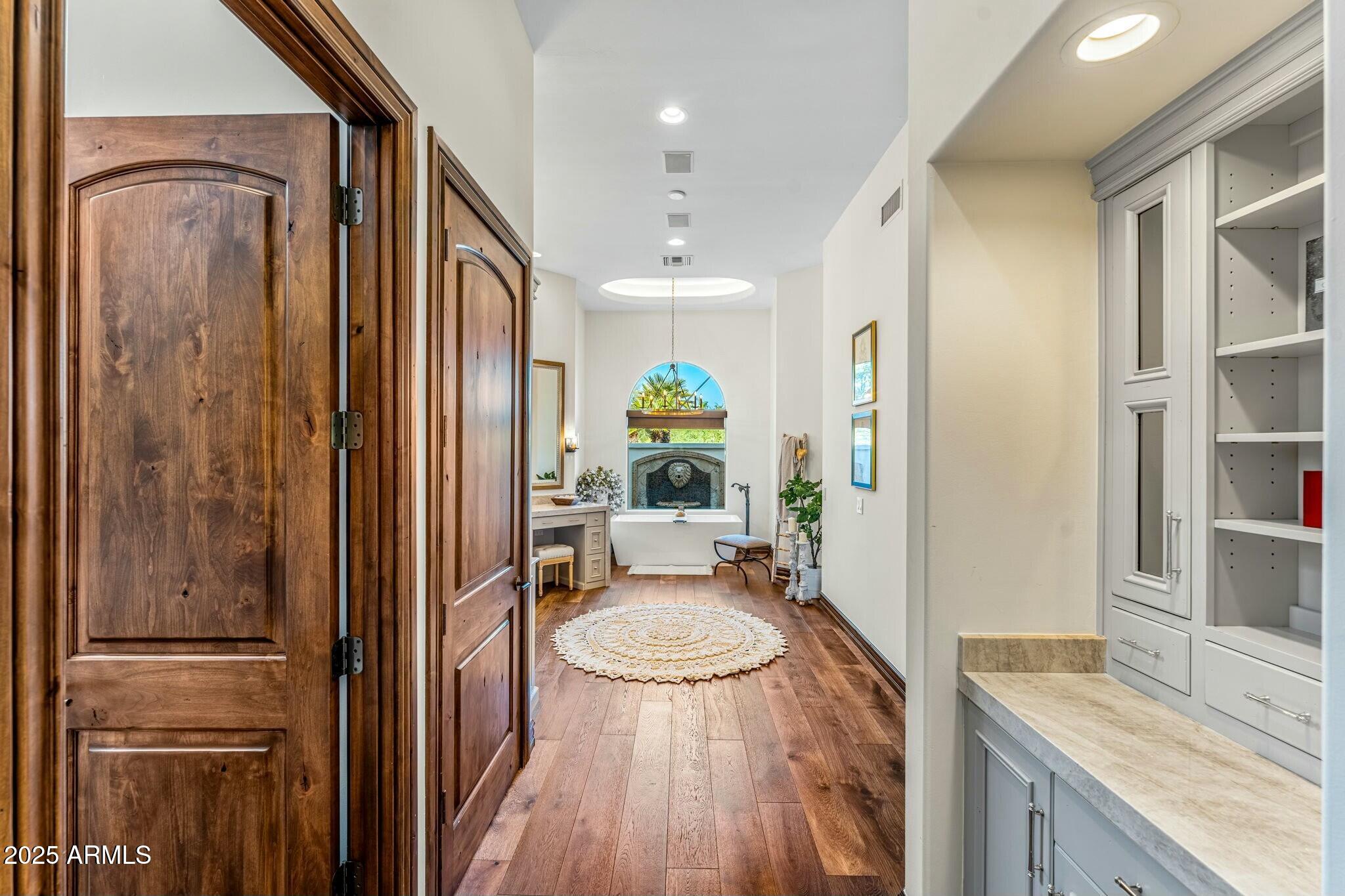 Paradise Valley, Arizona 85253, United States, 5 Bedrooms Bedrooms, ,6 BathroomsBathrooms,Residential,Active,112972