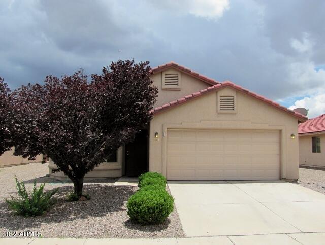 CHAPARRAL VILLAGE NORTH PHASE 3 - Residential Lease