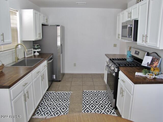 CHAPARRAL VILLAGE NORTH PHASE 3 - Residential Lease