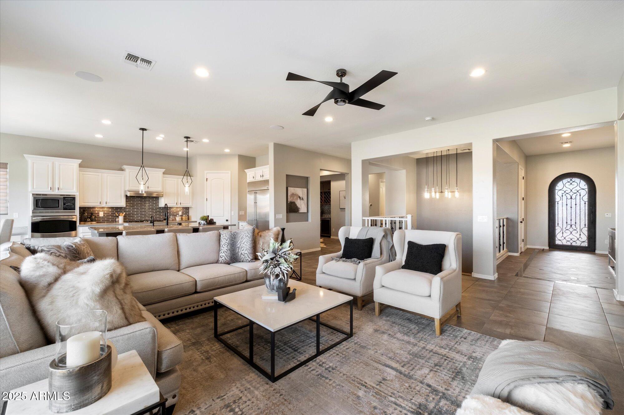 3374 E VIRGIL Drive