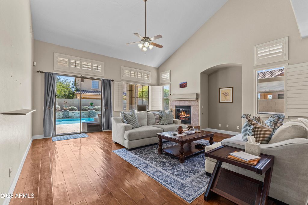Photo of 2879 E Janelle Way, Gilbert, AZ 85298 (MLS # 6923914)