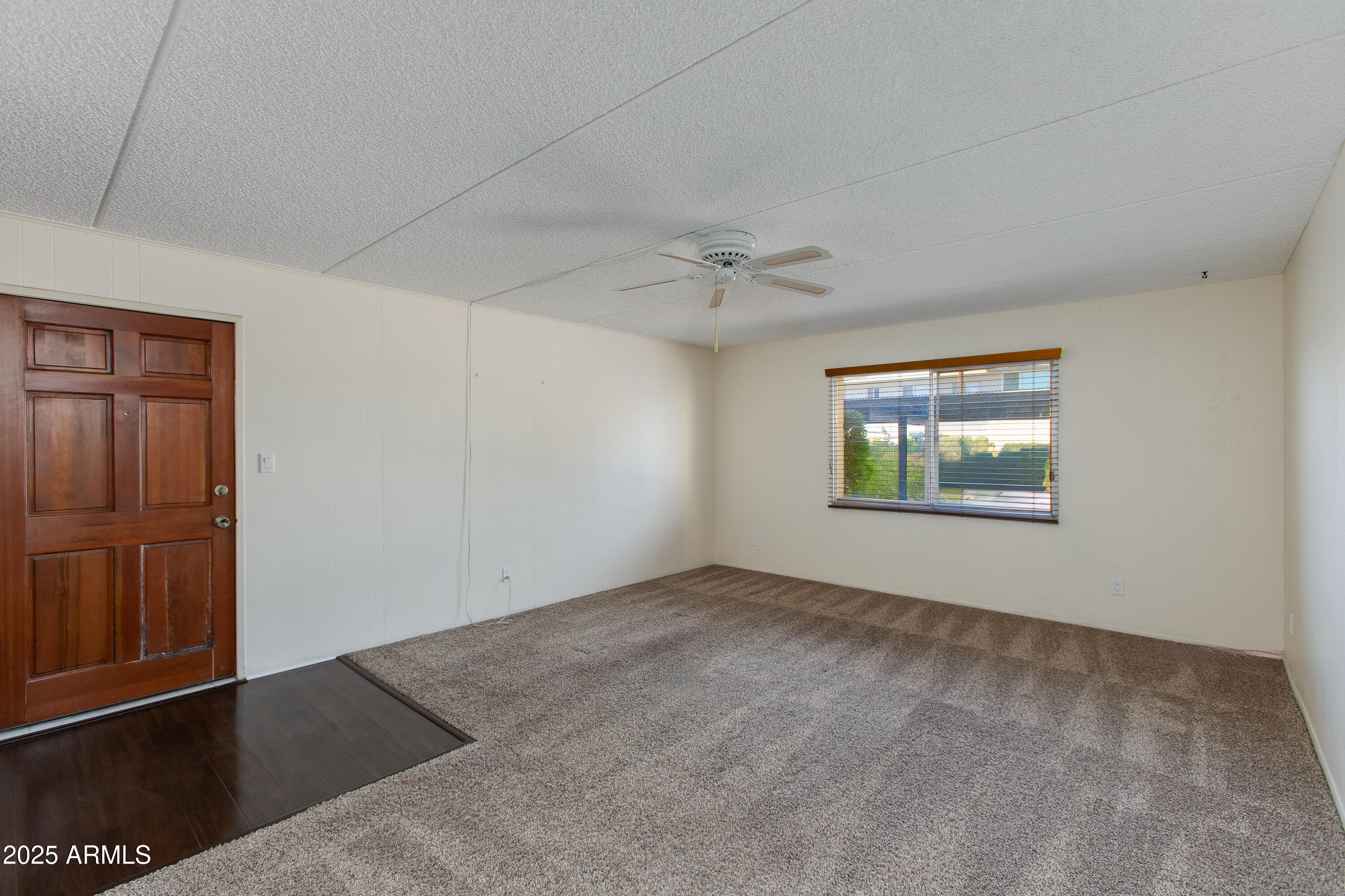 4201 E CAMELBACK Road 25