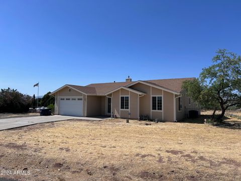 A home in Mayer