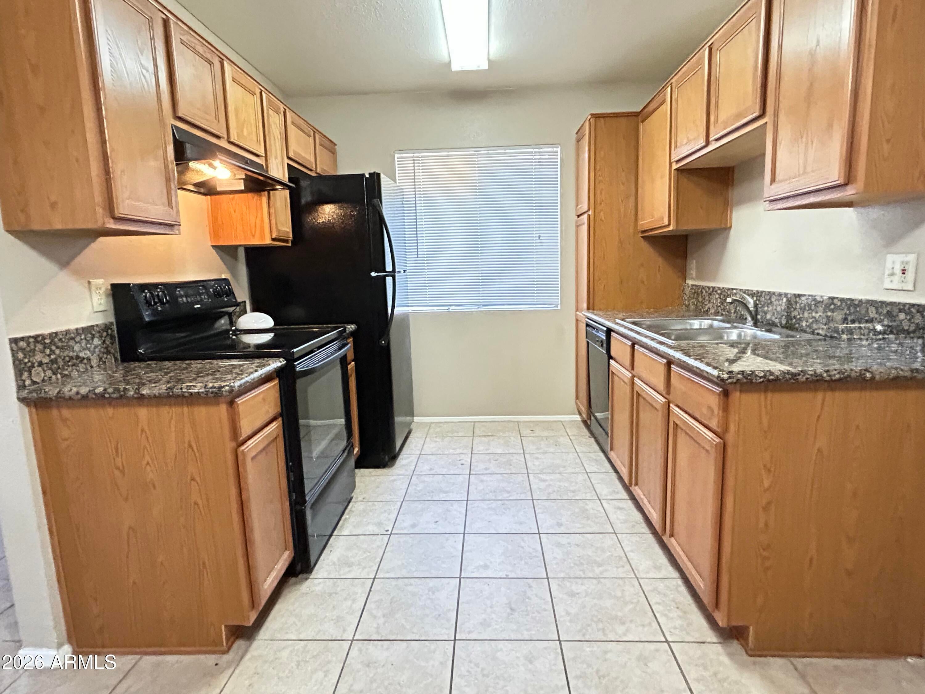 3511 E BASELINE Road 1092