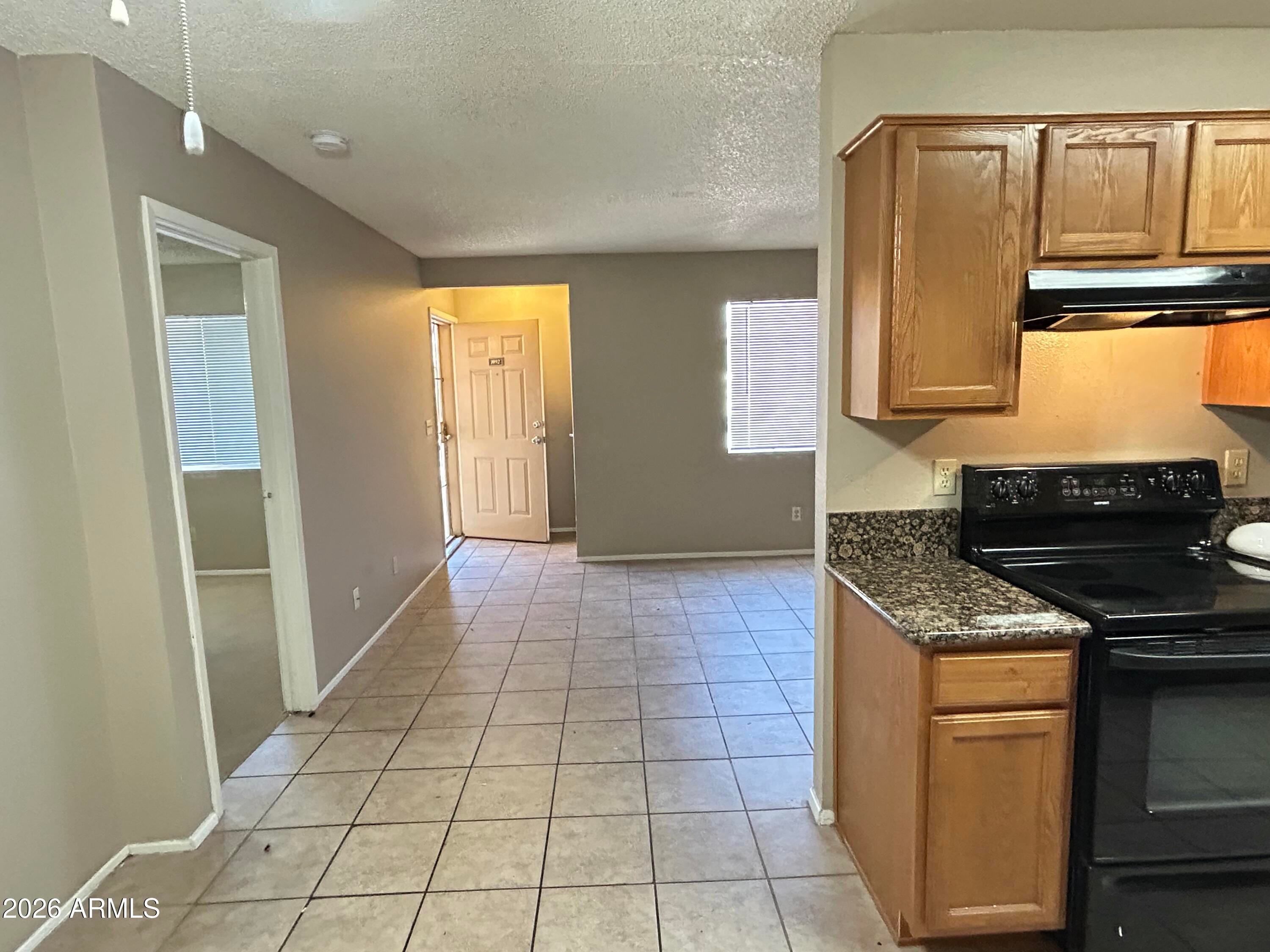3511 E BASELINE Road 1092