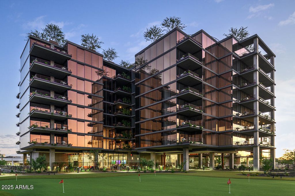 Photo of 7230 E Mayo Boulevard #2017, Scottsdale, AZ 85255 (MLS # 6974709)