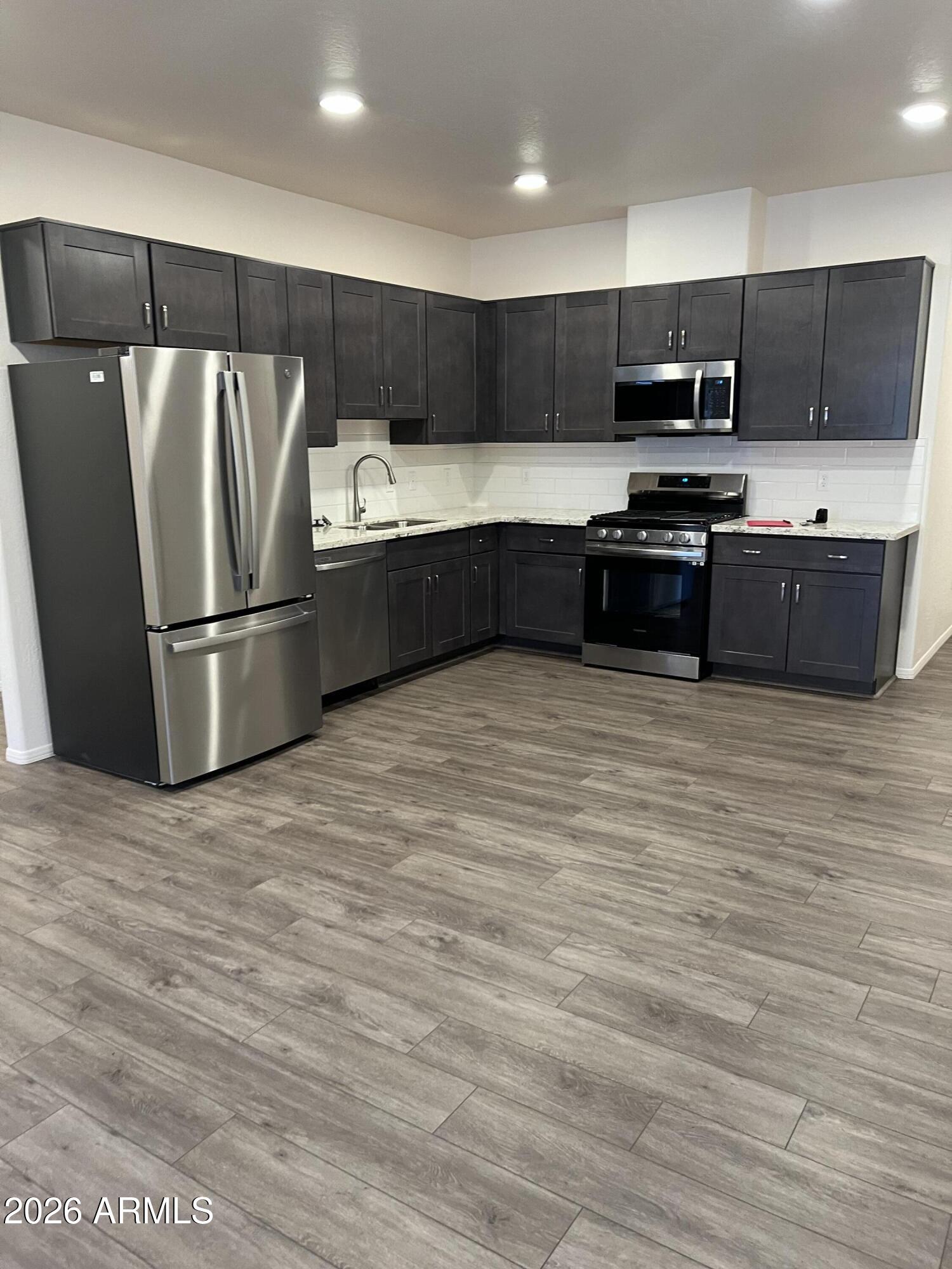 1650 E PONDEROSA Parkway 307