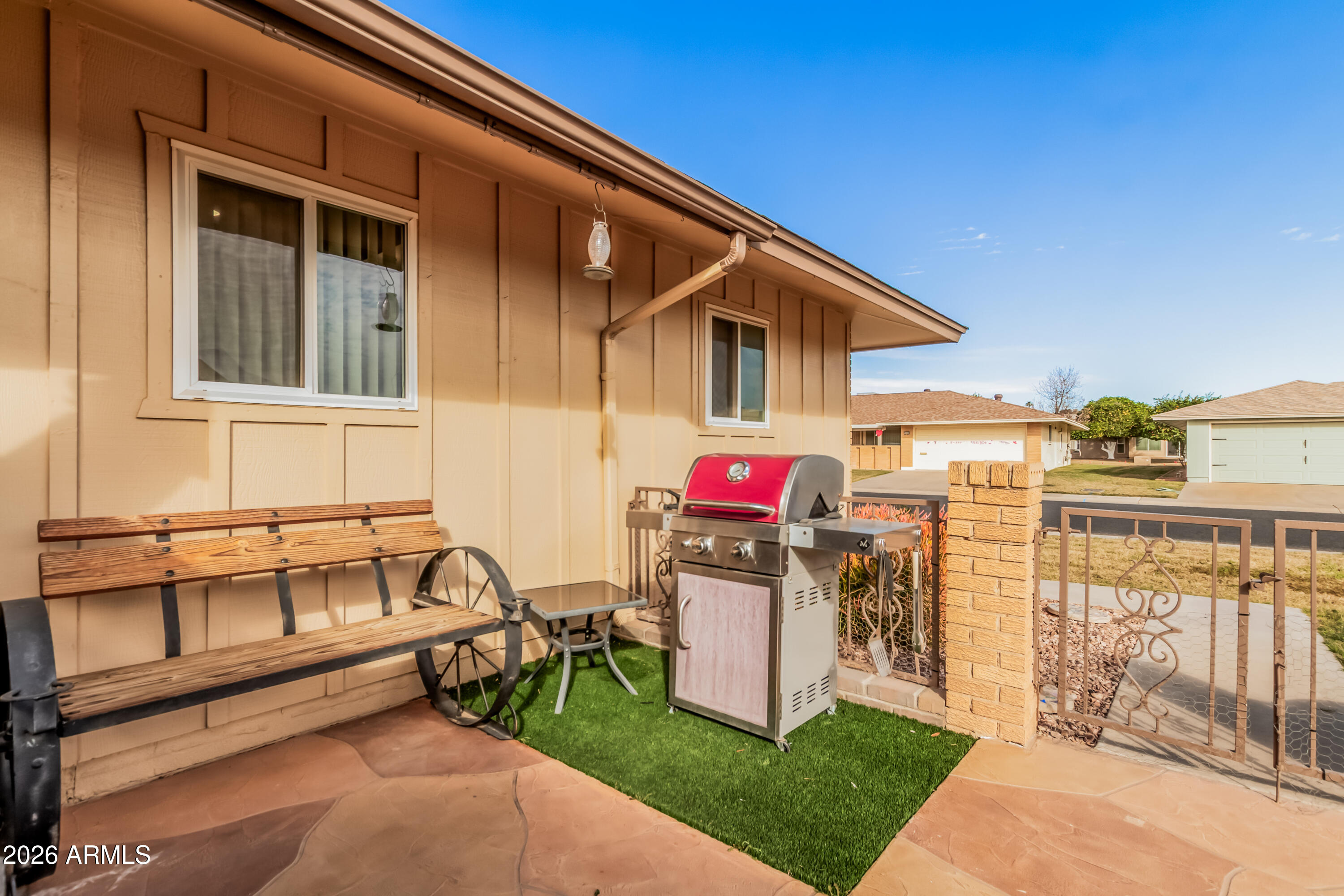 10605 W ROUNDELAY Circle