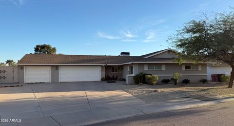 Photo of 8607 E Indianola Avenue, Scottsdale, AZ 85251 (MLS # 6992323)