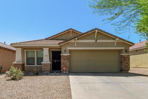 809 E COWBOY COVE Trail San Tan Valley AZ 85143