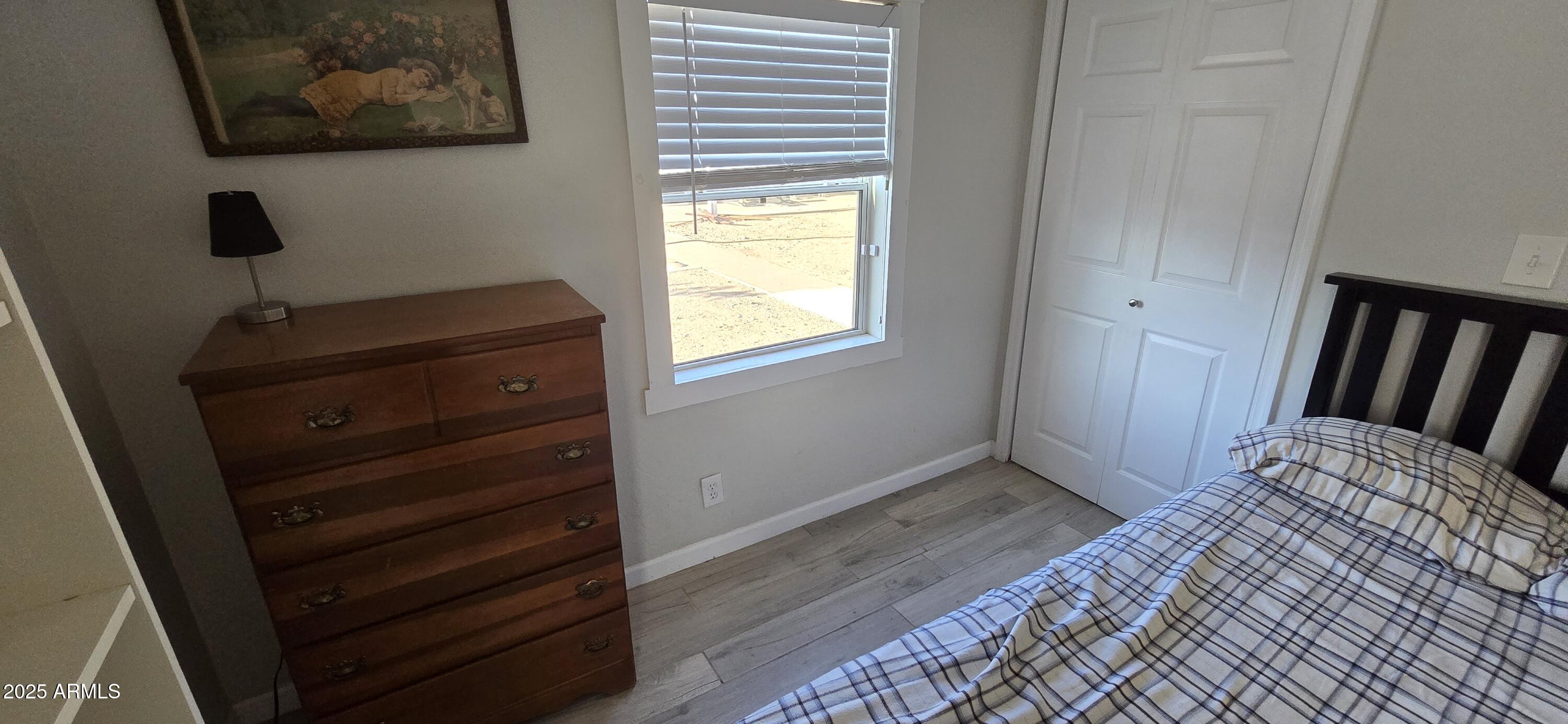 1122 E FILLMORE Street