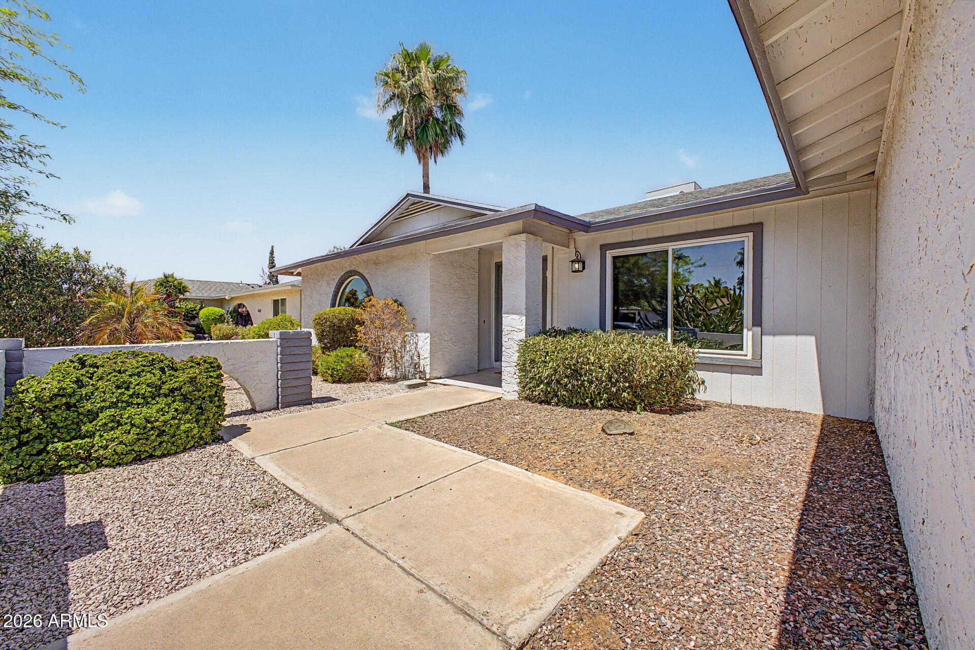 5228 E KAREN Drive