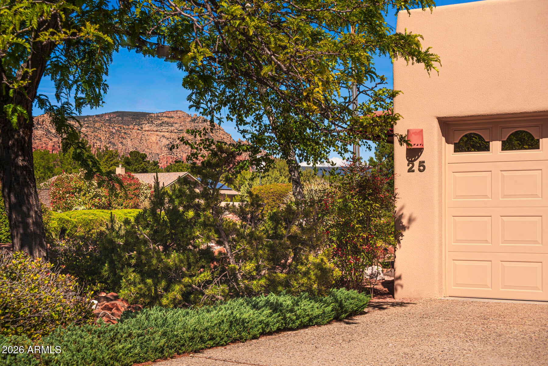 25 CREEK ROCK Road