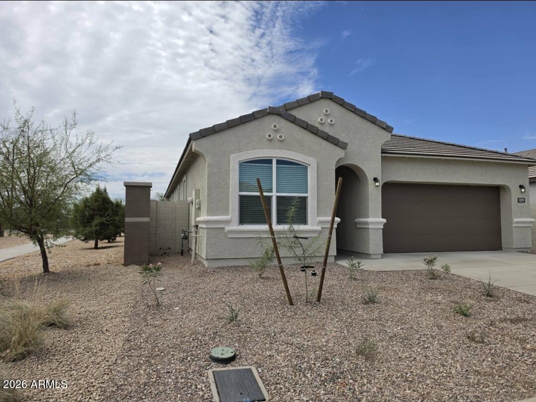 18399 W BUCKSKIN Trail