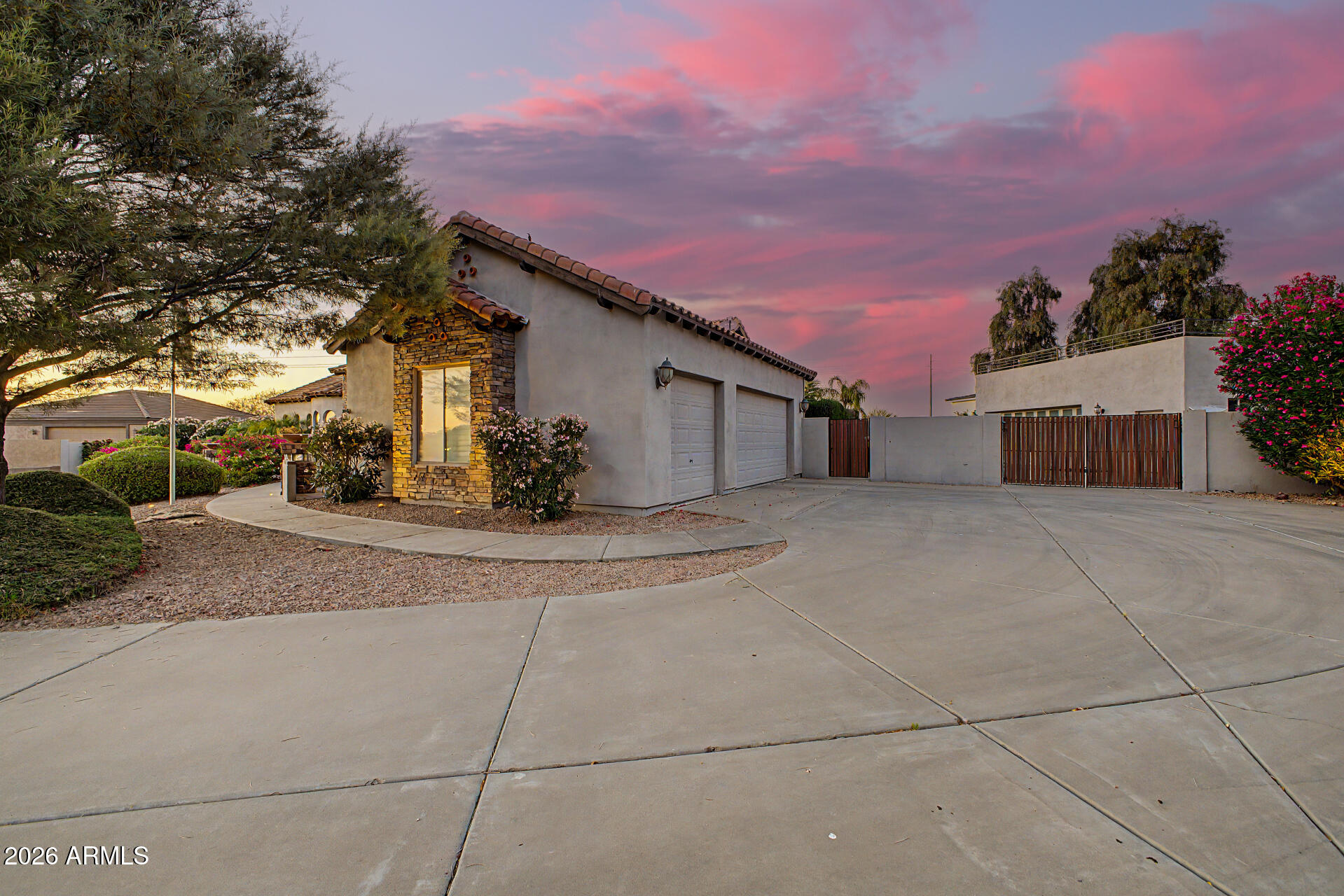 5474 W ROCK Court