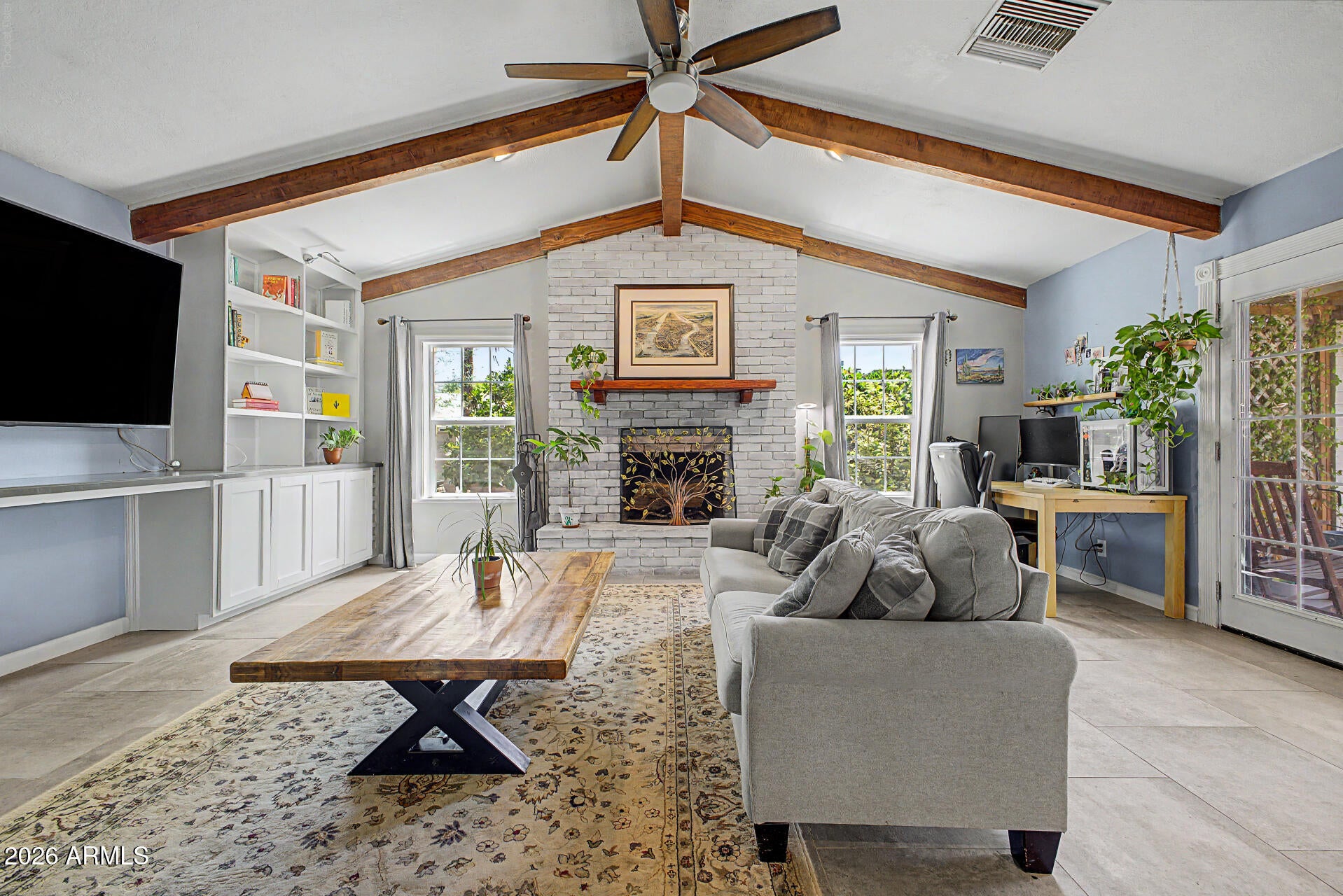 3923 S DORSEY Lane
