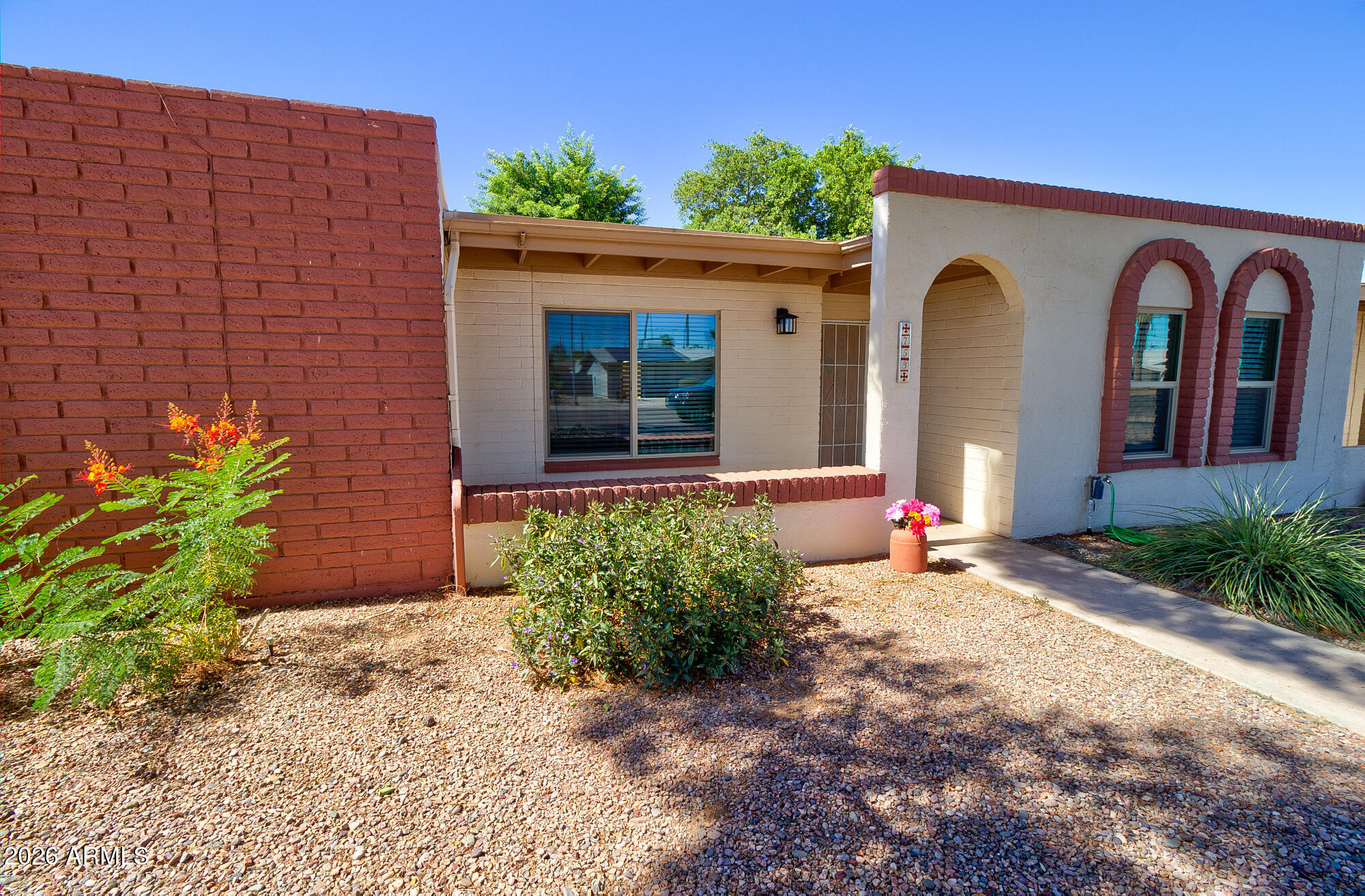 753 E BRENDA Drive