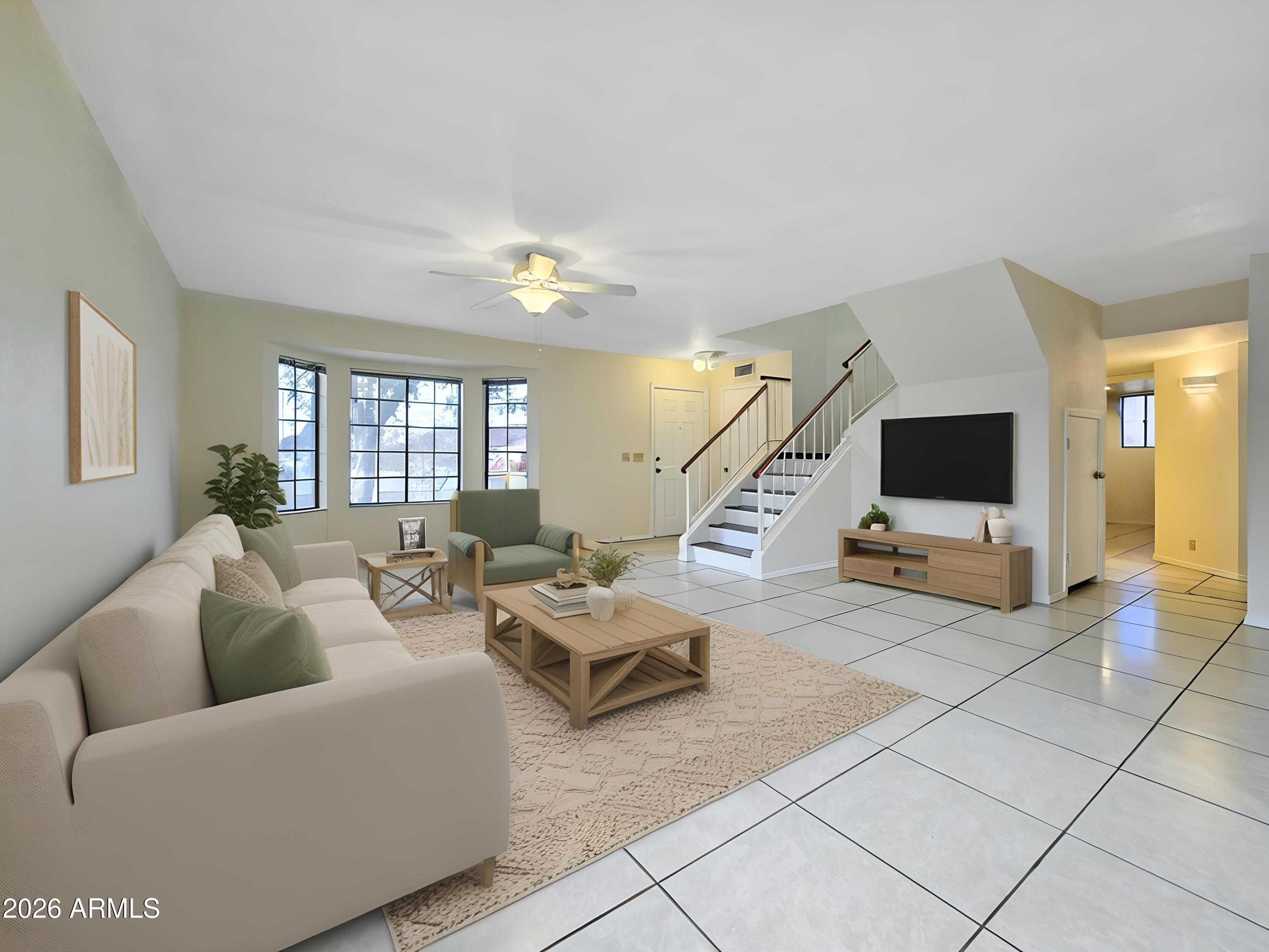 8004 W SIERRA VISTA Drive