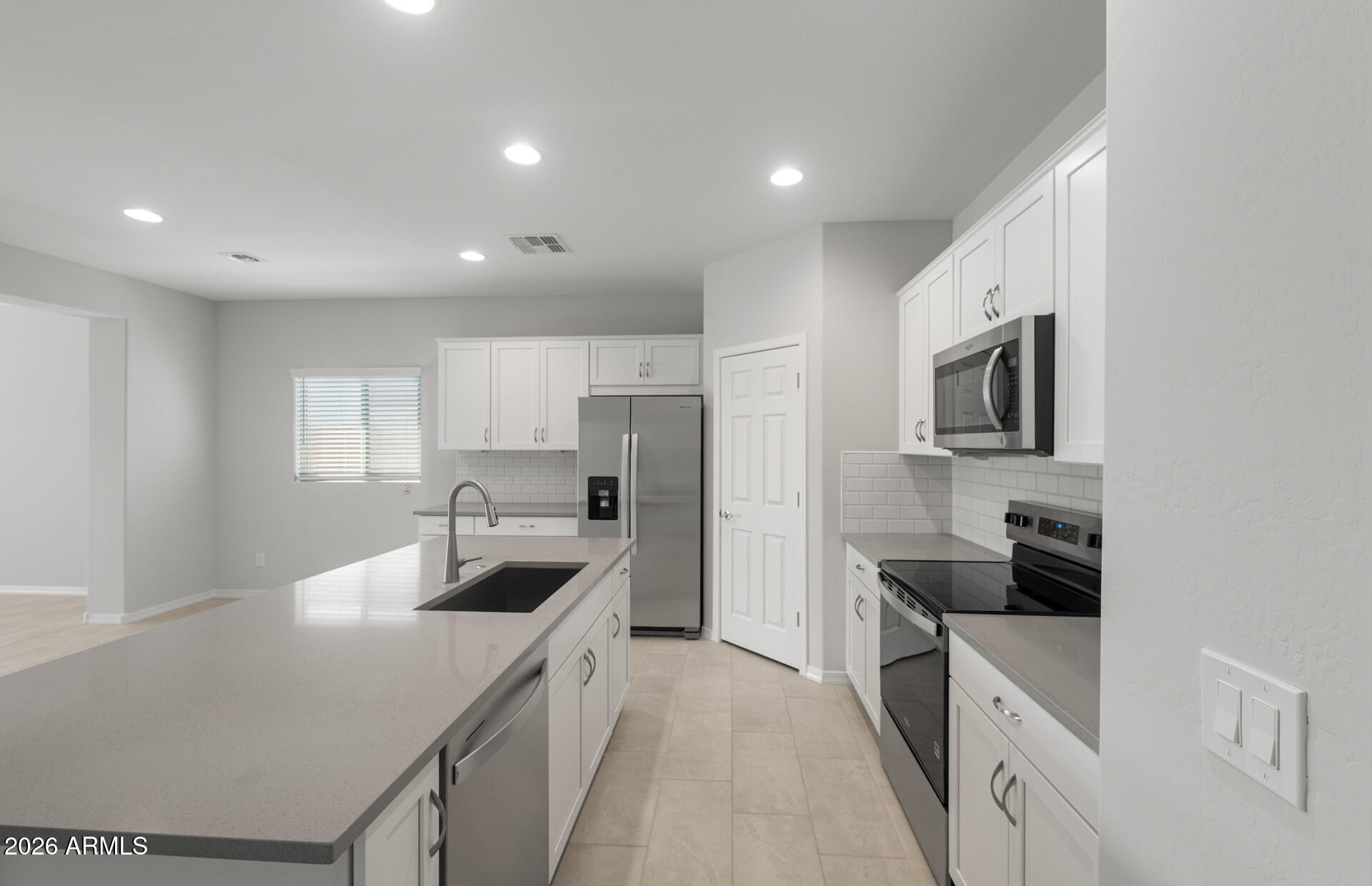 17817 W PUEBLO Avenue