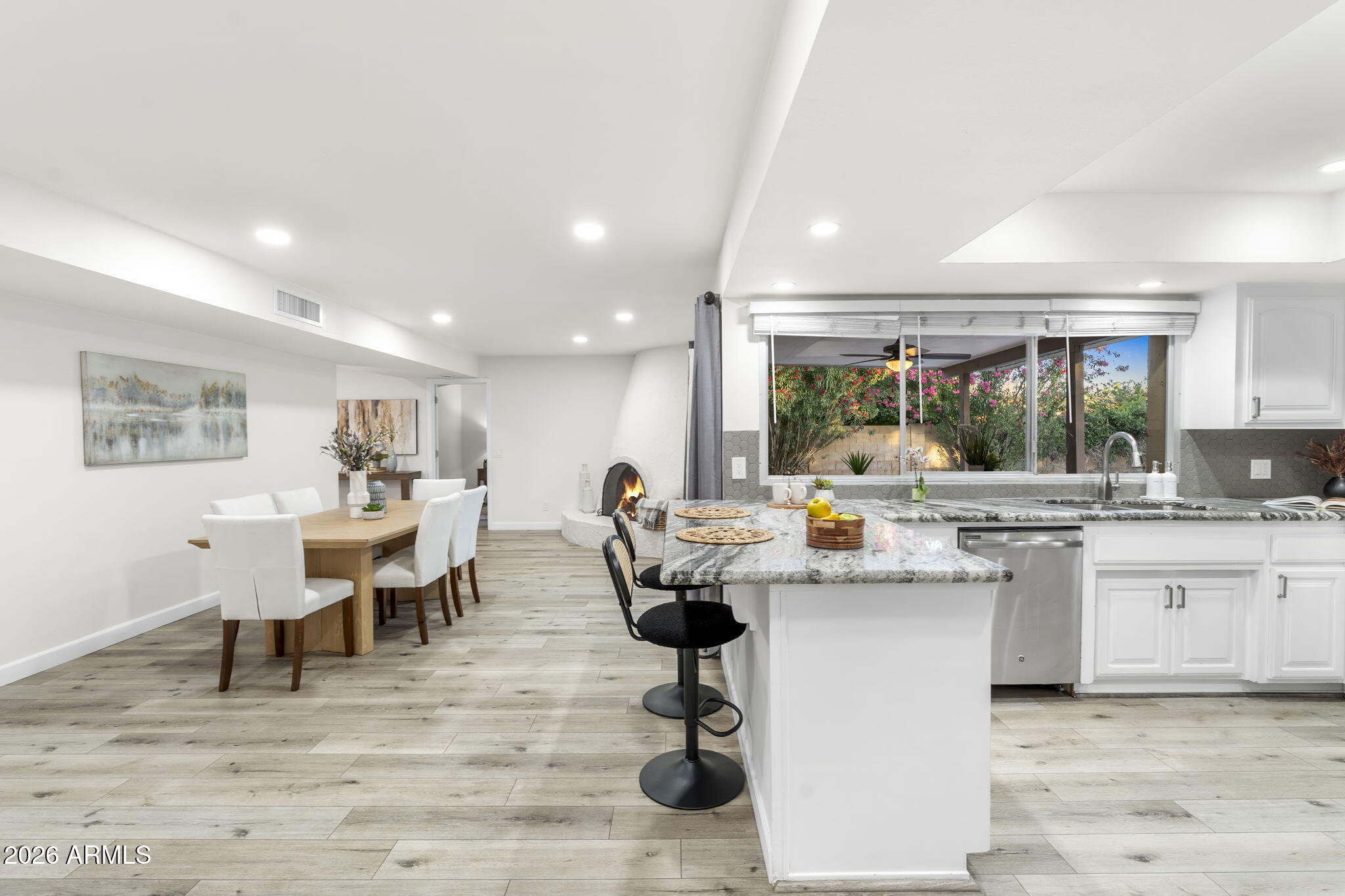 8133 E Via Sonrisa --