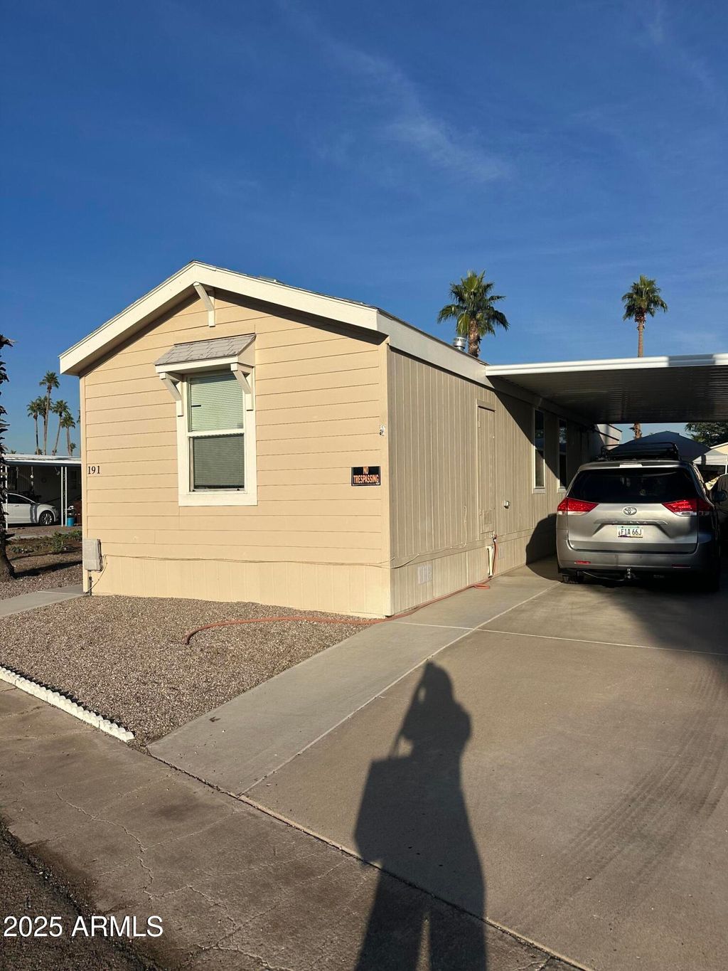 Photo of 7300 N 51st Avenue #E191, Glendale, AZ 85301 (MLS # 6953094)
