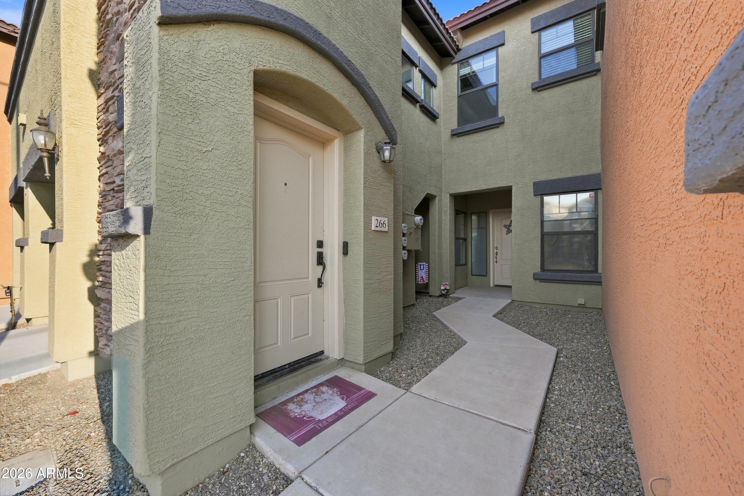 7726 E BASELINE Road 266