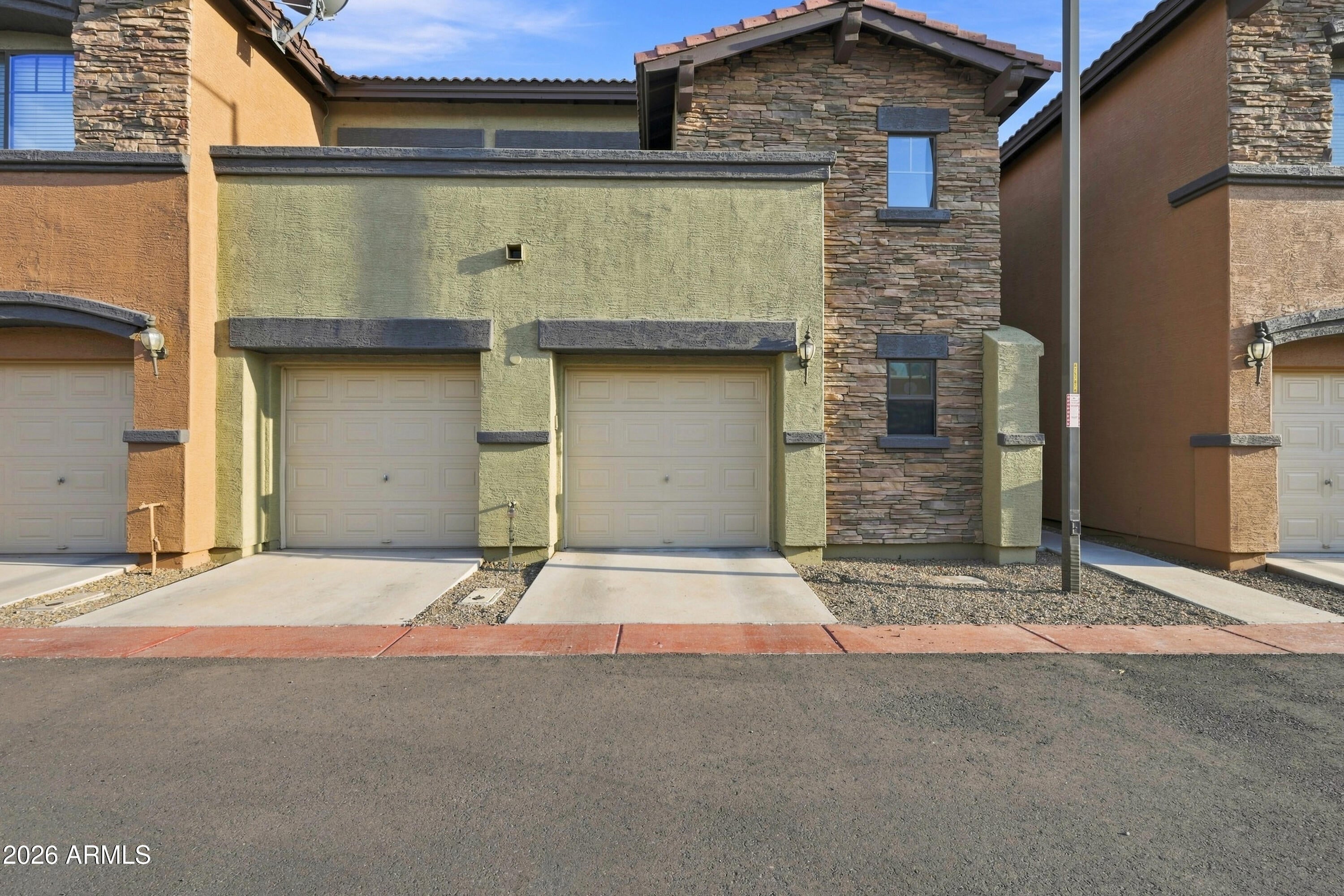 7726 E BASELINE Road 266
