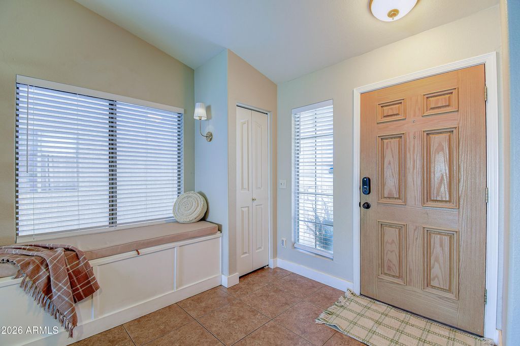 Photo of 2332 E Stottler Drive, Gilbert, AZ 85296 (MLS # 7015532)