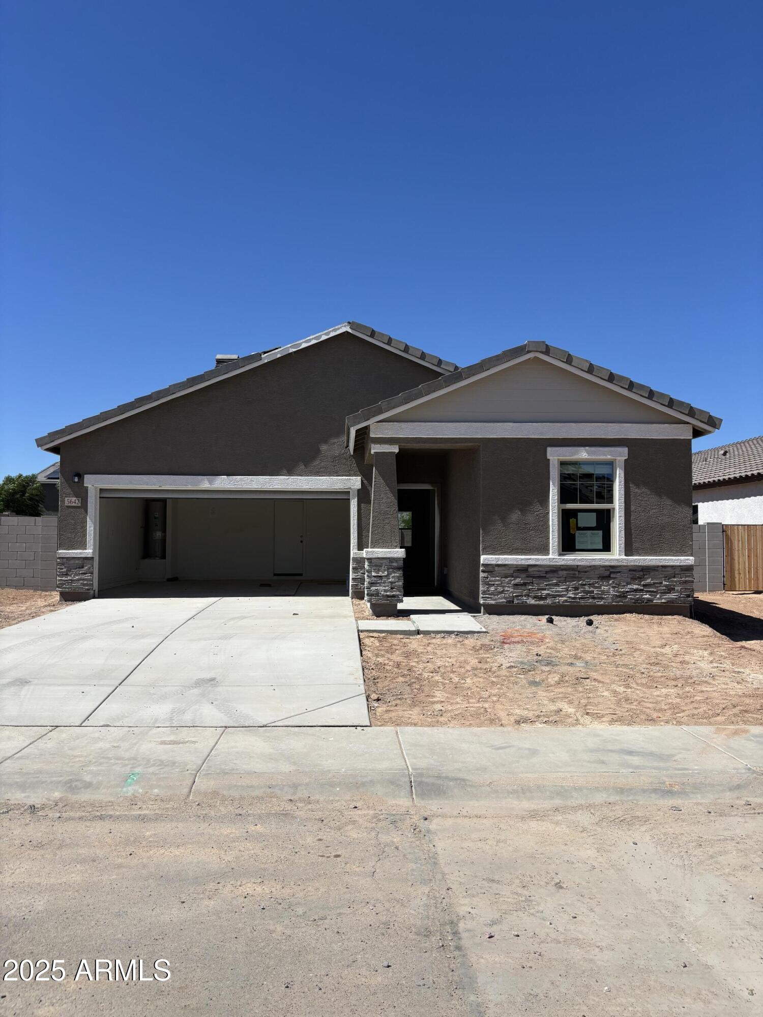 Homes for Sale in Queen Creek Arizona 1 5642 E IRIS Drive
